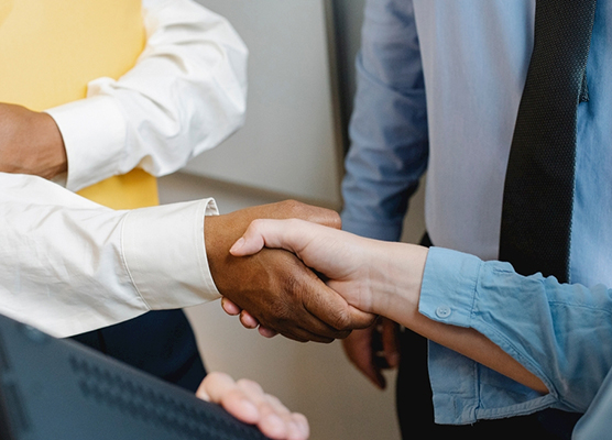 紹興科林企業(yè)管理咨詢有限公司變更為浙江科林企業(yè)管理咨詢有限公司<br/>
成立紹興越牛專利代理事務(wù)所(機構(gòu)代碼33394 )<br/>
成為紹興文理學(xué)院元培學(xué)院語言文學(xué)分院大學(xué)生創(chuàng)新實踐基地<br/>
成為紹興市數(shù)字經(jīng)濟促進會副會長單位<br/>
成為紹興市保密協(xié)會理事單位<br/>
成為涉密信息系統(tǒng)咨詢乙級單位<strong>（紹興首家）</strong><br/>
被評為AAA級誠信企業(yè)<br/>
被評為“紹興市十佳服務(wù)機構(gòu)”-浙江科林企業(yè)管理咨詢有限公司